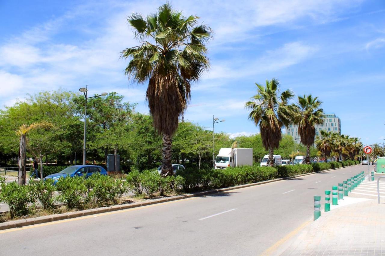 バレンシアApartamento Privado Proximo A Playa Y Cienciasアパートメント エクステリア 写真